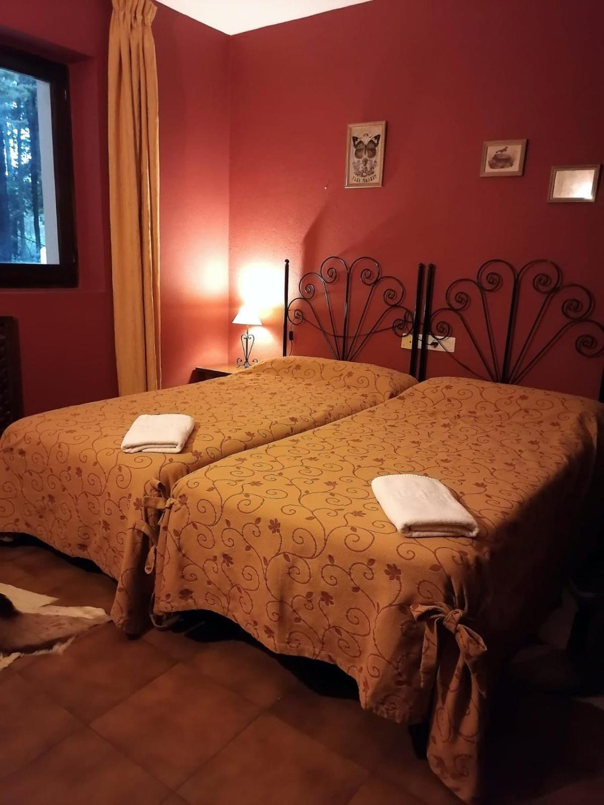 Hotel El Refugio De Juanar Ojen Room photo